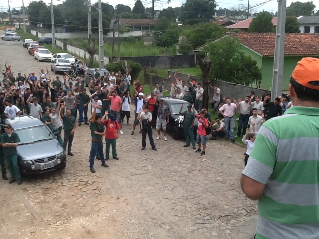 Schwarz: Proposta de data-base é reprovada e metalúrgicos entram em greve